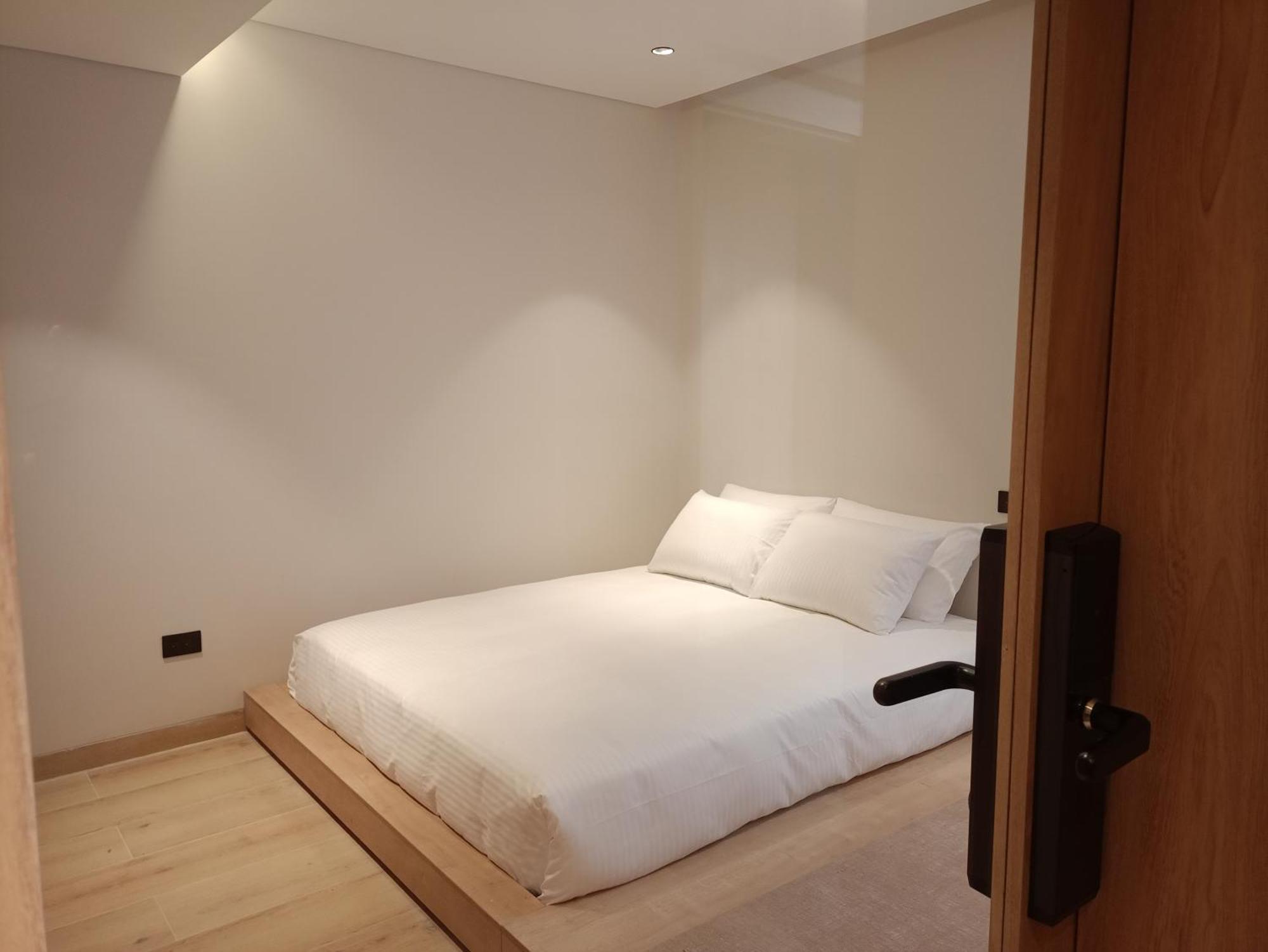 Casa Tokyo Manila By Xcay Home Medellin Ngoại thất bức ảnh